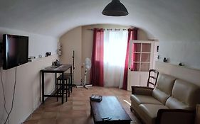 Studio Gite Mondragon