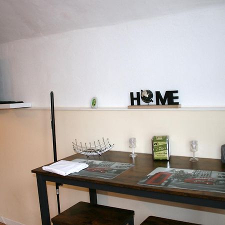 Studio Gite Mondragon Extérieur photo
